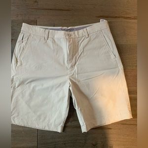 Vineyard Vines Men’s OTG shorts 9in inseam